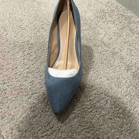 Kelly and Katie pump Heels - Picture 4 of 5